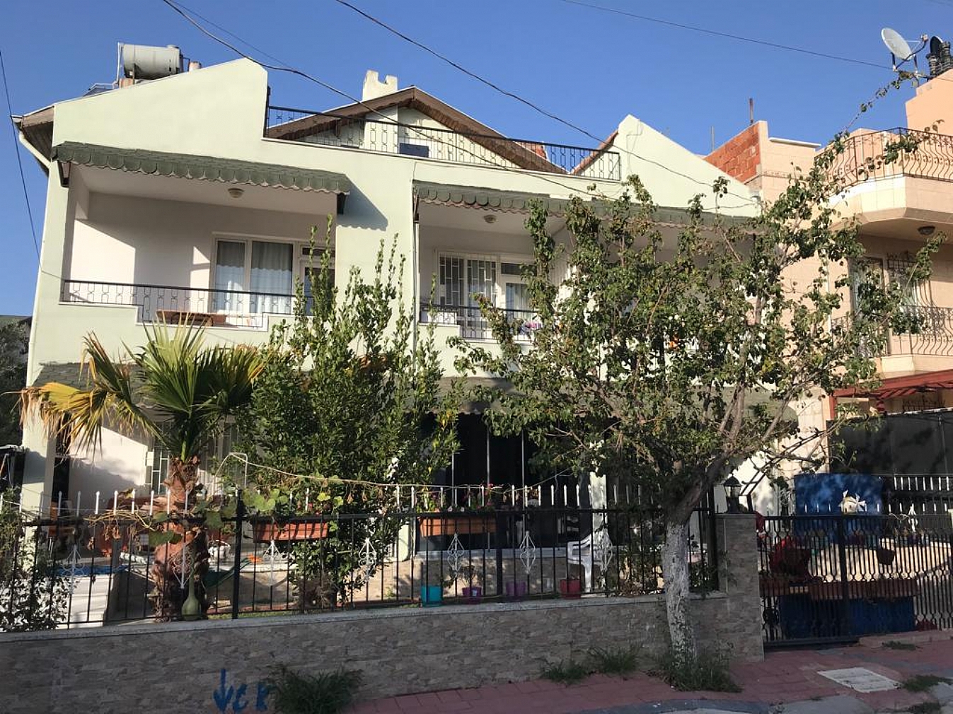 Çanakkale Güzelyalı Ay Pansiyon / Apart ile Evinizdeki Konforun Rahatlığını Yaşayın